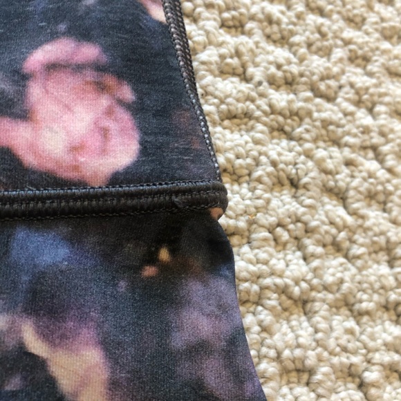 LULU Wunder Under High-Rise legging Frosted Rose 4 - Picture 12 of 14